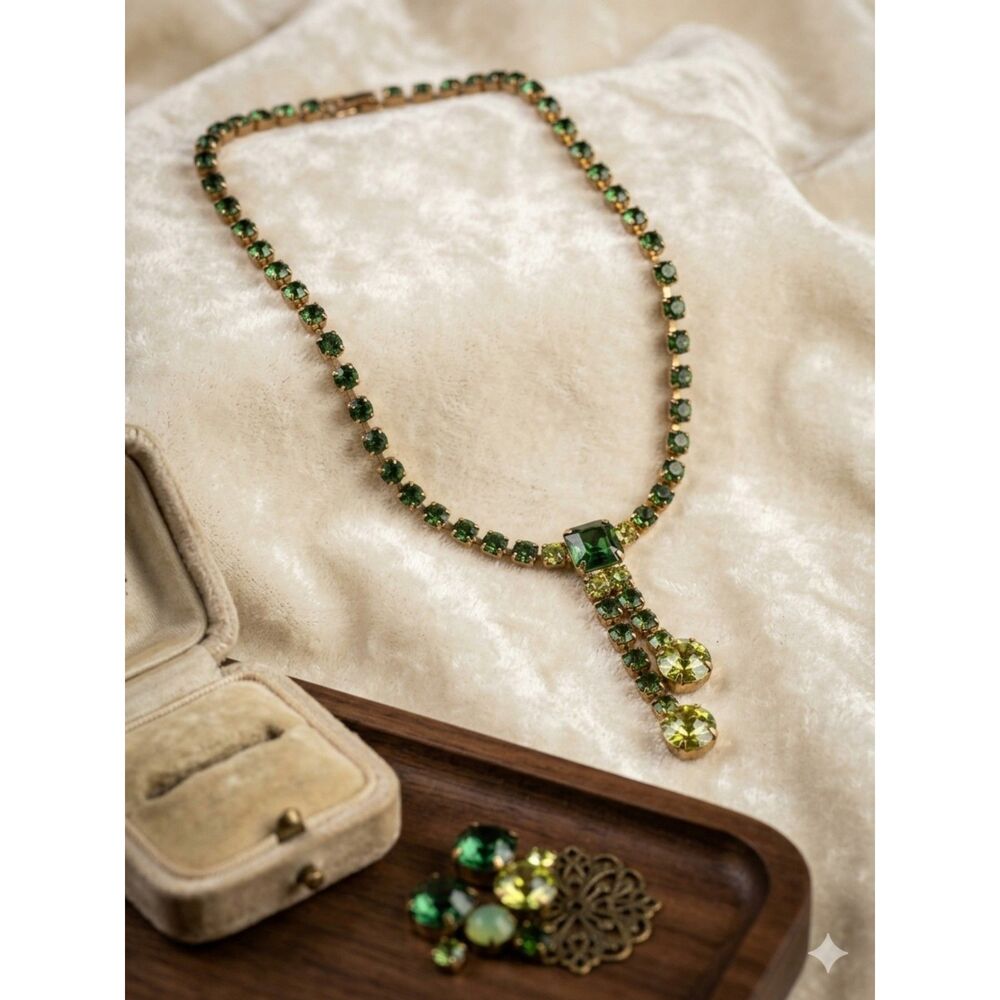Vintage Gold-Tone Olivine and Forest Green Rhinestone Y-Drop Necklace